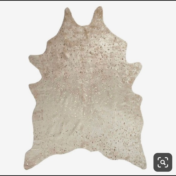 Z Gallerie Other - Z Gallerie Ayi Metallic Faux hair-hide Rug